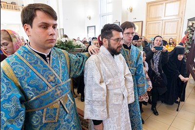 Божественная литургия в храме в честь Казанской иконы Божией Матери г. Саратова