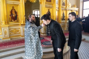 Литургия Преждеосвященных Даров на Архиерейском подворье — в храме святого апостола и евангелиста Иоанна Богослова