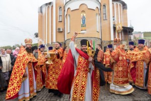 Божественная литургия в Свято-Алексиевском женском монастыре г. Саратова