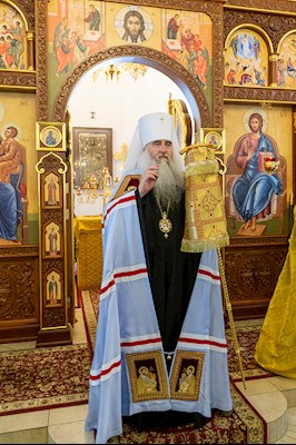 Божественная литургия в храме во имя святителя Николая Японского г. Саратова