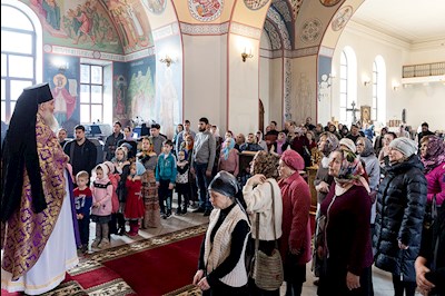 Божественная литургия в Свято-Никольском мужском монастыре г. Саратова