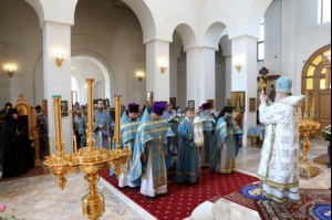 Божественная литургия в Свято-Алексиевском женском монастыре г. Саратова
