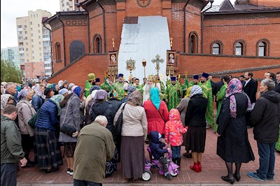 Божественная литургия в храме преподобного Сергия Радонежского г. Саратова