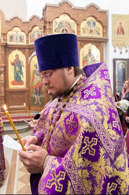 Божественная литургия в храме в честь святого равноапостольного великого князя Владимира г. Саратова