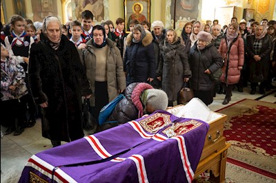 В Покровском соборе прошла торжественная встреча саратовских святителей