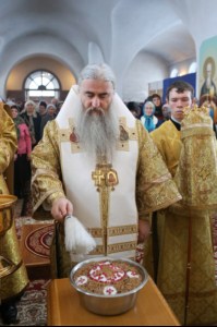 Божественная литургия в храме во имя святителя и чудотворца Николая р.п. Базарный Карабулак