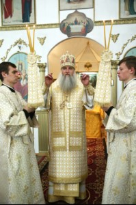 Божественная литургия в храме в честь Покрова Пресвятой Богородицы р.п. Новые Бурасы