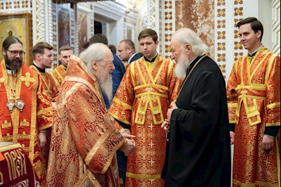 Митрополит Игнатий принял участие в Божественной литургии в Храме Христа Спасителя