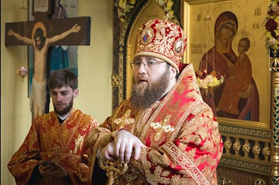 Митрополит Игнатий совершил Божественную литургию в храме святых мучениц Веры, Надежды, Любови и матери их Софии поселка Светлый