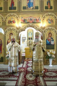 Божественная литургия в храме святых первоверховных апостолов Петра и Павла г. Красноармейска