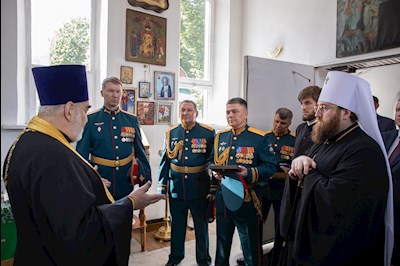Митрополит Игнатий посетил церемонию выпуска офицеров ВВИМО