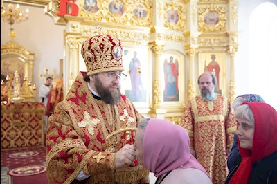 Митрополит Игнатий совершил Божественную литургию в храме святого апостола и евангелиста Иоанна Богослова г. Саратова