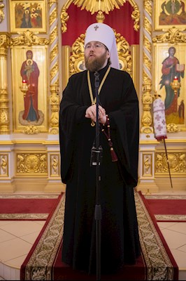 Митрополит Игнатий совершил всенощное бдение с чином выноса Креста в Свято-Троицком кафедральном соборе г. Вольска