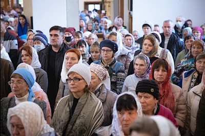 Митрополит Игнатий возглавил соборное архиерейское богослужение в Казанском храме г. Саратова
