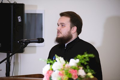 Митрополит Игнатий вручил дипломы выпускникам СПДС