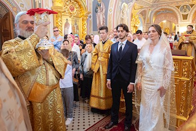 Митрополит Игнатий совершил Божественную литургию в Свято-Троицком кафедральном соборе Саратова