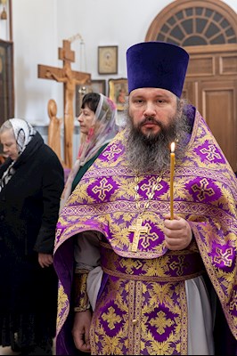Божественная литургия в храме в честь святого равноапостольного великого князя Владимира г. Саратова