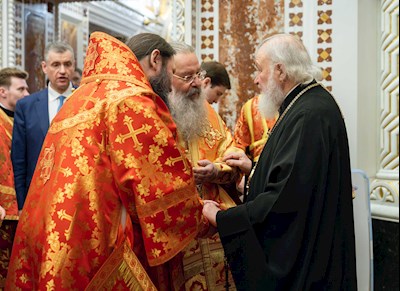 Митрополит Игнатий принял участие в Божественной литургии в Храме Христа Спасителя