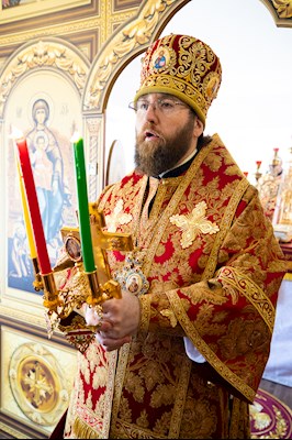 Митрополит Игнатий совершил Великое освящение храма Архангела Михаила с. Курдюм и первую Божественную литургию в новоосвященном храме