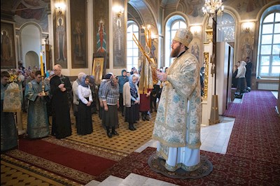 Митрополит Игнатий возглавил соборное архиерейское богослужение в Свято-Троицком кафедральном соборе г. Покровска (Энгельса)