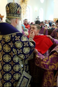 Божественная литургия в храме в честь Рождества Христова г.Саратова