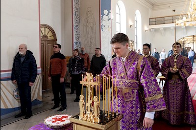 Божественная литургия в Свято-Никольском мужском монастыре г. Саратова