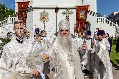 Божественная литургия в Вознесенско-Пантелеимоновском храме с. Усть-Курдюм Саратовского района