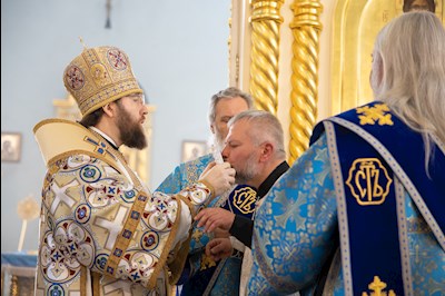Митрополит Игнатий совершил Божественную литургию в Покровском храме г. Петровска