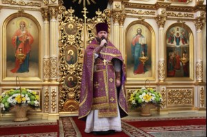 В Саратовскую митрополию принесены ковчег с мощами святителя Феофана Затворника и икона Божией Матери «Казанская Вышенская»