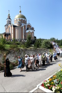 Божественная литургия в Свято-Алексиевском женском монастыре г. Саратова