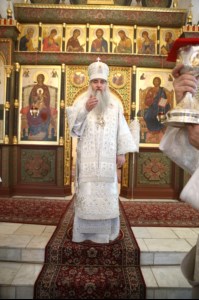 Божественная литургия на Архиерейском подворье — храме в честь иконы Божией Матери «Утоли моя печали» г. Саратова