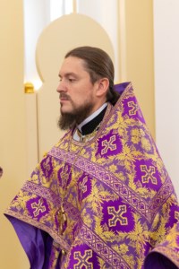 Божественная литургия в храме святителя Спиридона Тримифунтского г. Саратова