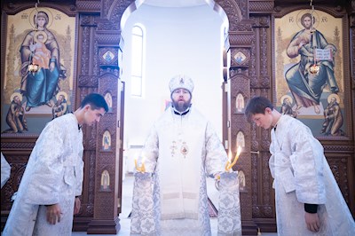 Митрополит Игнатий совершил Божественную литургию и чин Великого освящения воды в храме святителя Тихона, епископа Воронежского, Задонского чудотворца, г. Саратова