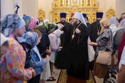 Митрополит Игнатий совершил всенощное бдение с чином выноса Креста в Свято-Троицком кафедральном соборе г. Вольска