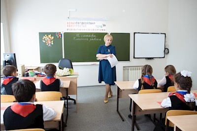 Православные гимназисты торжественно принесли присягу, вступая в «Дружину святого благоверного князя Александра Невского»