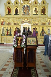 Божественная литургия в храме в честь Рождества Христова г.Саратова