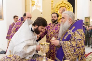 Божественная литургия в храме святителя Спиридона Тримифунтского г. Саратова