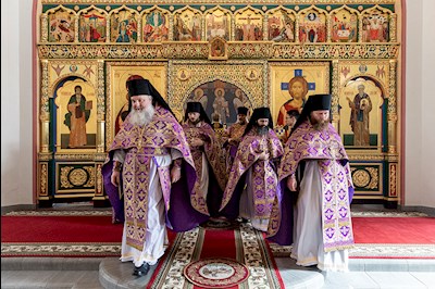 Божественная литургия в Свято-Никольском мужском монастыре г. Саратова