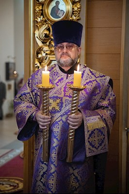 Митрополит Игнатий совершил всенощное бдение с чином воздвижения Креста в кафедральном соборе Живоначальной Троицы г. Вольска