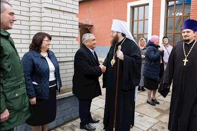 Митрополит Игнатий совершил Божественную литургию в храме святых мучениц Веры, Надежды, Любови и матери их Софии поселка Светлый