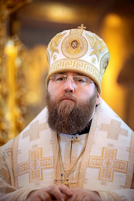 Митрополит Игнатий совершил Божественную литургию в Свято-Троицком кафедральном соборе Саратова