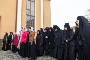 Божественная литургия в Свято-Алексиевском женском монастыре г. Саратова