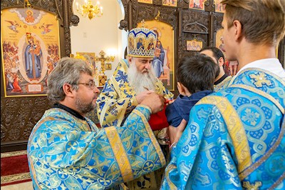 Божественная литургия в храма в честь иконы Божией Матери «Всех скорбящих Радость» г. Саратова