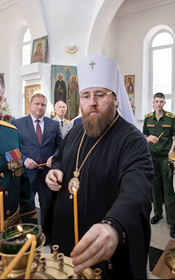 Митрополит Игнатий посетил церемонию выпуска офицеров ВВИМО