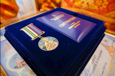 Митрополит Игнатий совершил Великое освящение храма Архангела Михаила с. Курдюм и первую Божественную литургию в новоосвященном храме