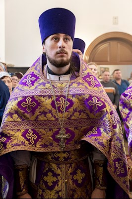 Божественная литургия в храме в честь иконы Божией Матери «Всех скорбящих Радость» г. Саратова