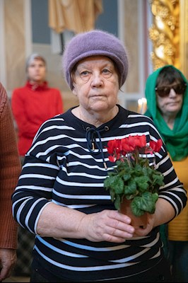 Митрополит Игнатий совершил Божественную литургию в Свято-Троицком кафедральном соборе Саратова
