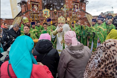 Божественная литургия в храме преподобного Сергия Радонежского г. Саратова