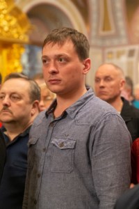 Митрополит Лонгин совершил пасхальное богослужение