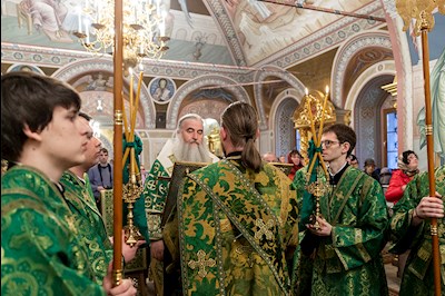 Всенощное бдение в Свято-Троицком кафедральном соборе г. Саратова